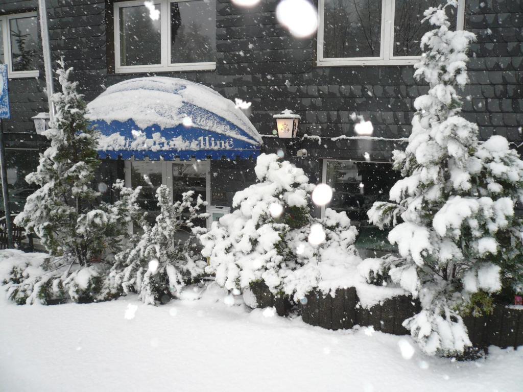 Hotel An Der Alten Porzelline Neuhaus am Rennweg Buitenkant foto